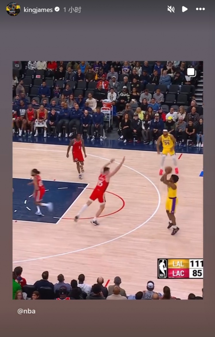  為你驕傲！布朗尼投進(jìn)NBA生涯首記三分球！詹姆斯賽后轉(zhuǎn)發(fā)