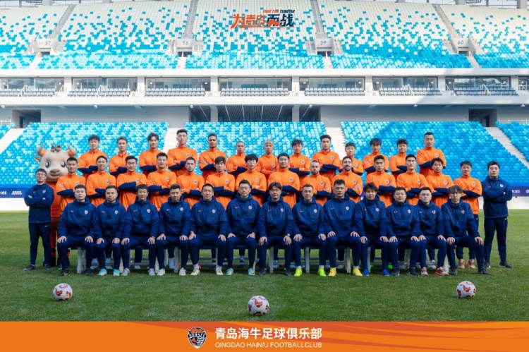  青島海牛一線隊名單：老將鄭龍、薩里奇坐鎮(zhèn)，金洋洋等新援在列