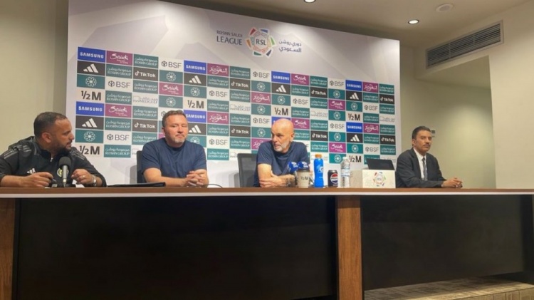  皮奧利：球隊(duì)并未因推遲開球而受影響，利雅得勝利配得上勝利