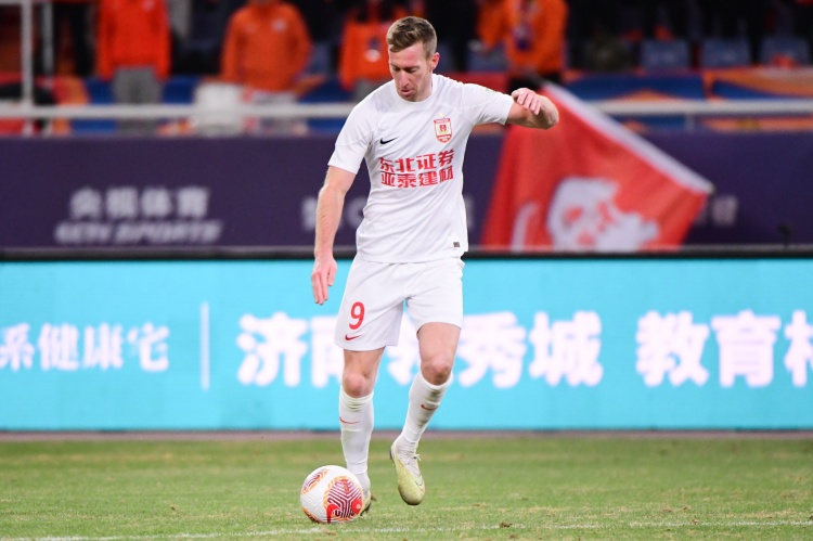  熱身賽：長春亞泰2-1青島海牛 貝里奇、奧莫伊胡安弗破門???