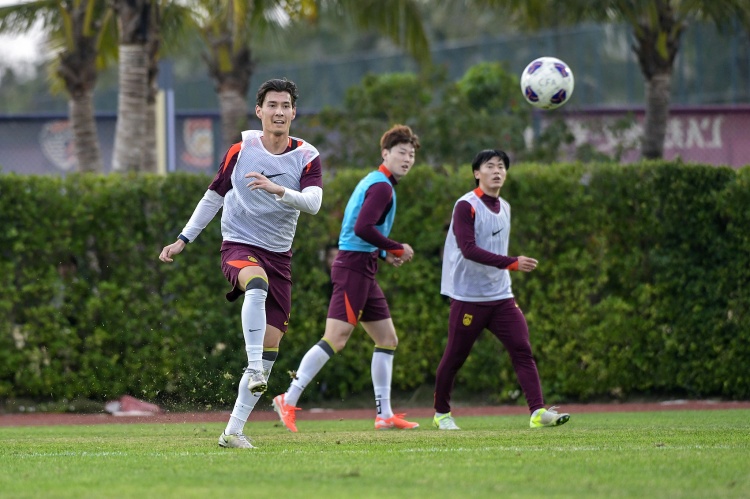  侯永永：我是B2B類型的球員，最喜歡踢8號(hào)位也能勝任其他位置